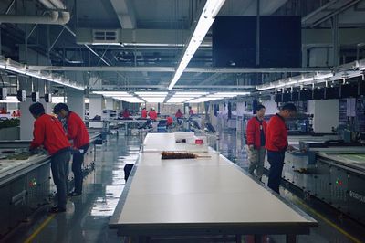 《對(duì)話(huà)新時(shí)代》攝制組走進(jìn)贏領(lǐng)智尚 專(zhuān)訪(fǎng)陳靈梅，共話(huà)時(shí)尚創(chuàng)新與企業(yè)發(fā)展